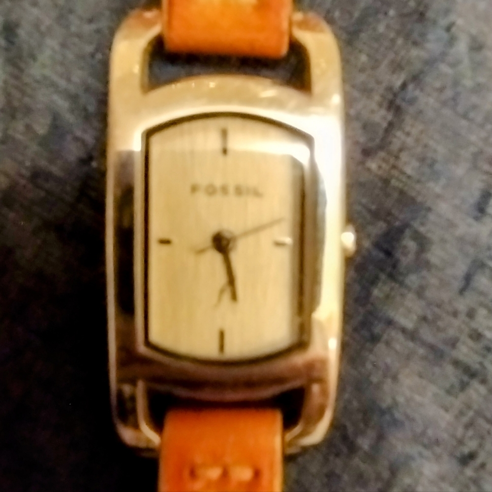 Fossil F2 Ladies Watch